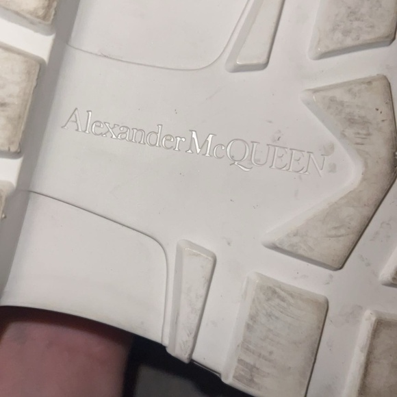 Alexander McQueen Tread Slick Lace Up Iridescent shoes - Picture 5 of 6